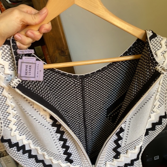 😎 Herve Leger Knit Fit and Flare Dress 😎 - Picture 8 of 14